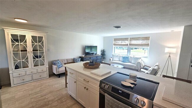 Building Photo - 1210 Maryknoll Rd