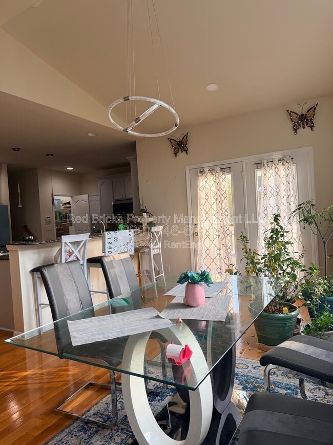 Building Photo - 7939 Heatherstone Dr