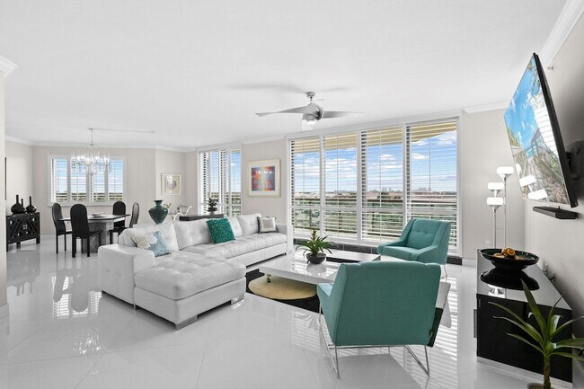 Building Photo - 3610 Gardens Pkwy