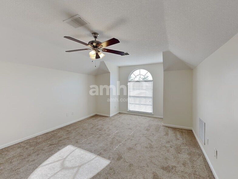 Building Photo - 4086 Ringneck Dr