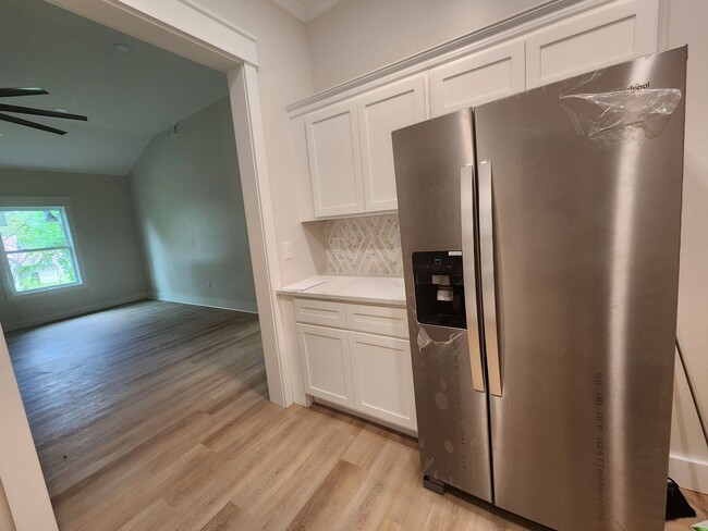 Building Photo - 3 Bedroom 2 Bath in Newnan