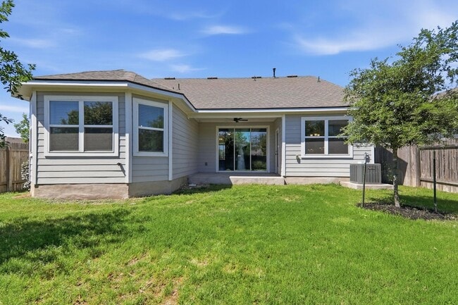 Building Photo - 103 Trailside Ln