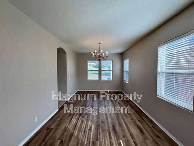 Building Photo - 30906 Crystalaire Dr