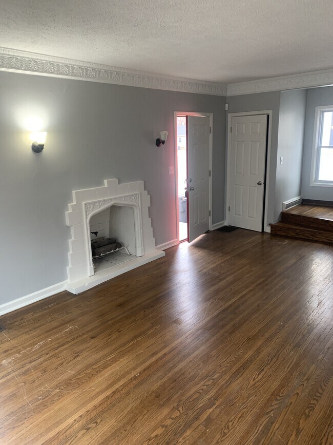 Building Photo - 4067 Paxton Blvd