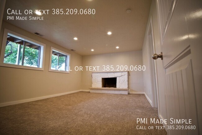 Building Photo - 260 S 400 E