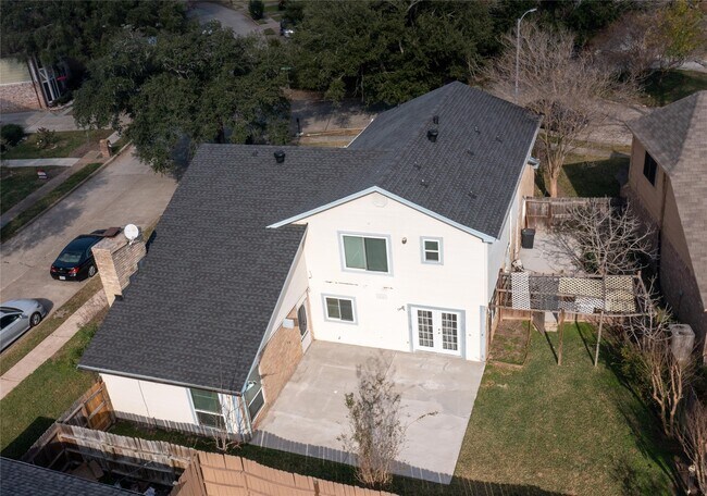 Building Photo - 14715 Woodward Gardens Dr