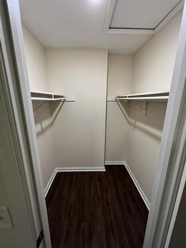 Building Photo - Newly renovated Quadplex with close proximity to Harbison Blvd - 3643 Apt A