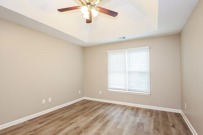Building Photo - 10550 Windsor Park Dr