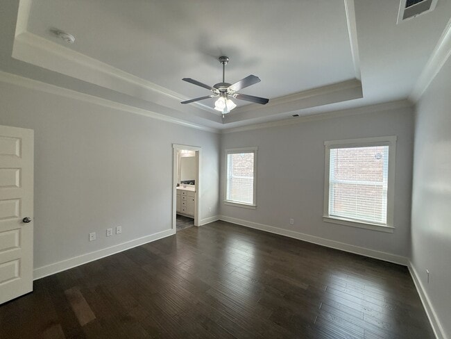Building Photo - 22 Desert Oak Ct SW