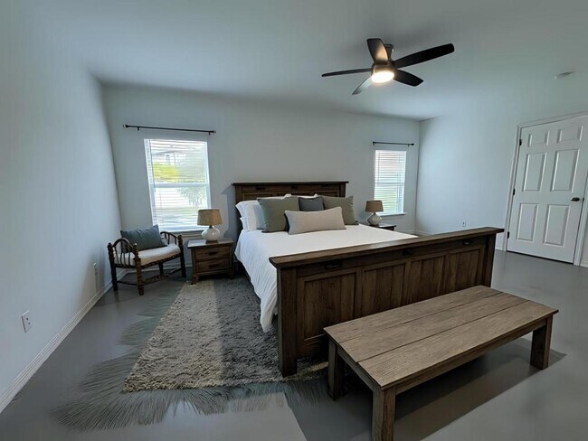 Building Photo - 12218 Gothic Rd