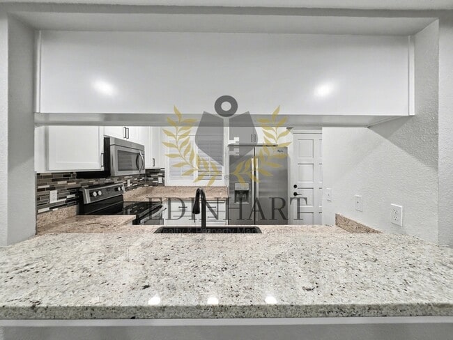 Building Photo - 4885 N Backer Ave