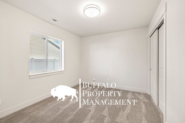 Building Photo - Welcome to Your Dream Home in Sugar City!