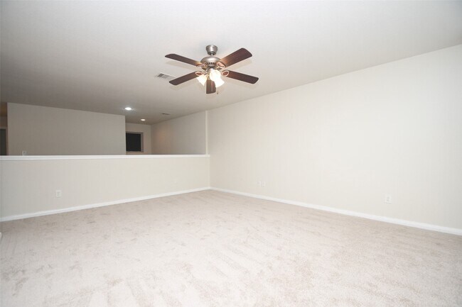 Building Photo - 16614 Spirit Lake Ct