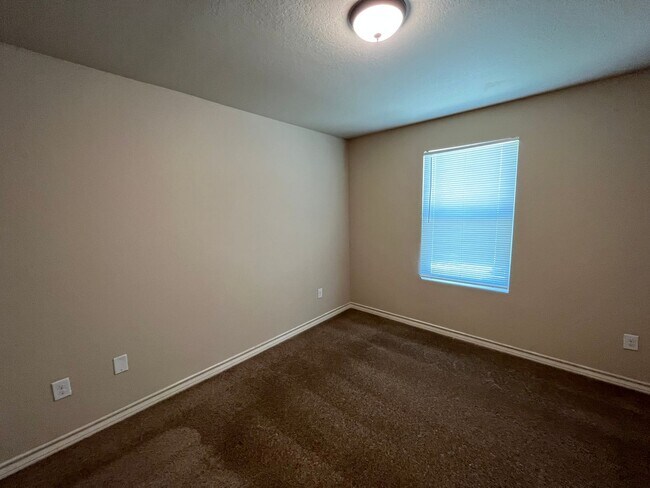 Building Photo - 13903 Annas Way #105, San Antonio, TX. 78233