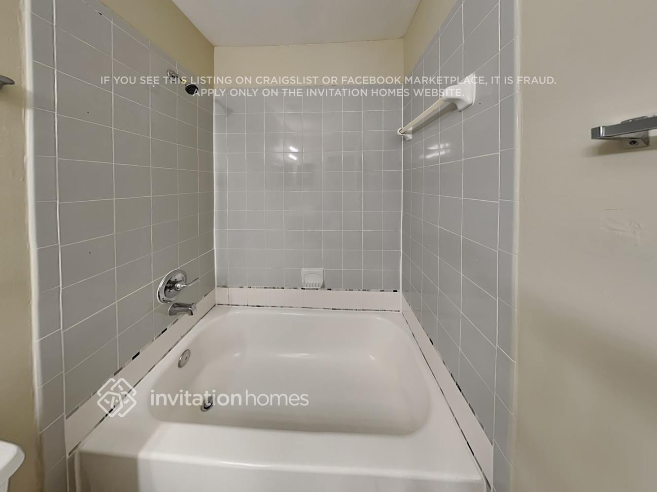 Building Photo - 1389 SW 151st Ave