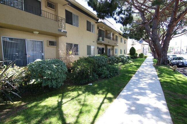 Building Photo - 11500 National Blvd