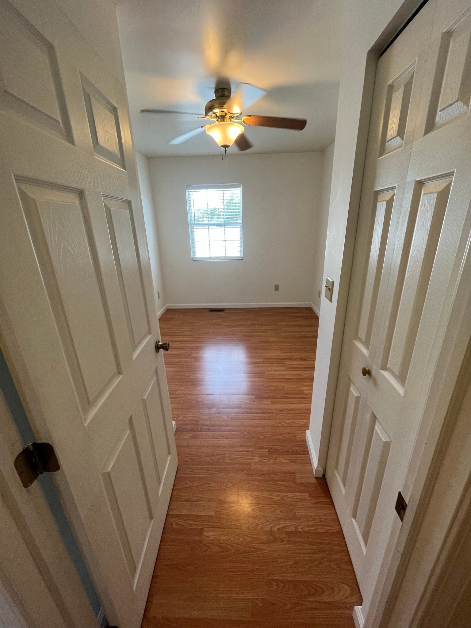 Building Photo - 9 - 13 E Verity St.