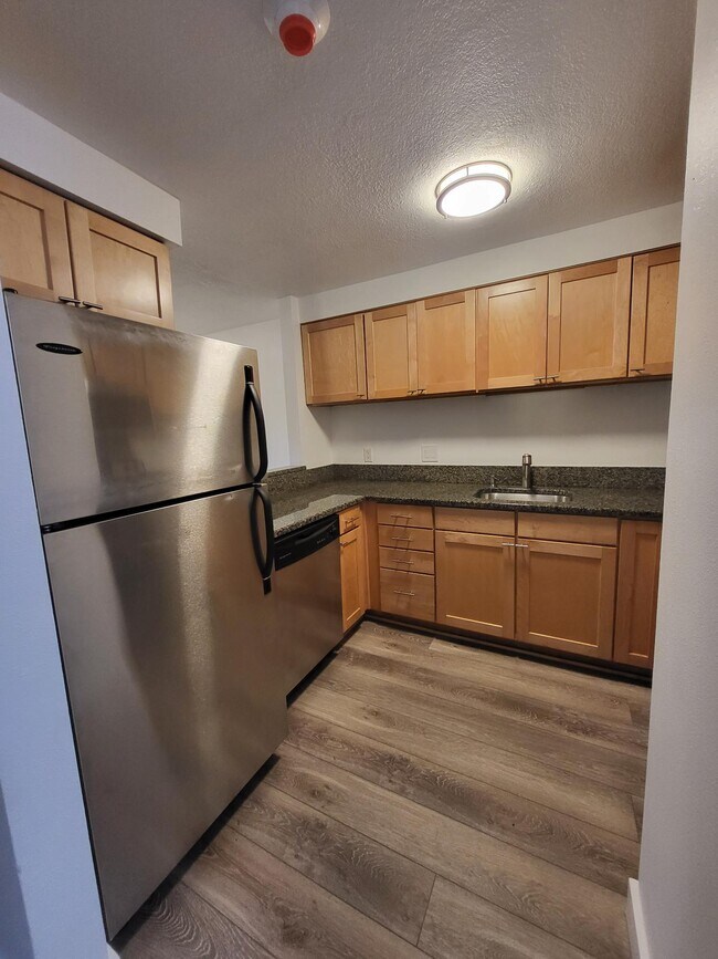 Building Photo - 15819 NE Leary Way