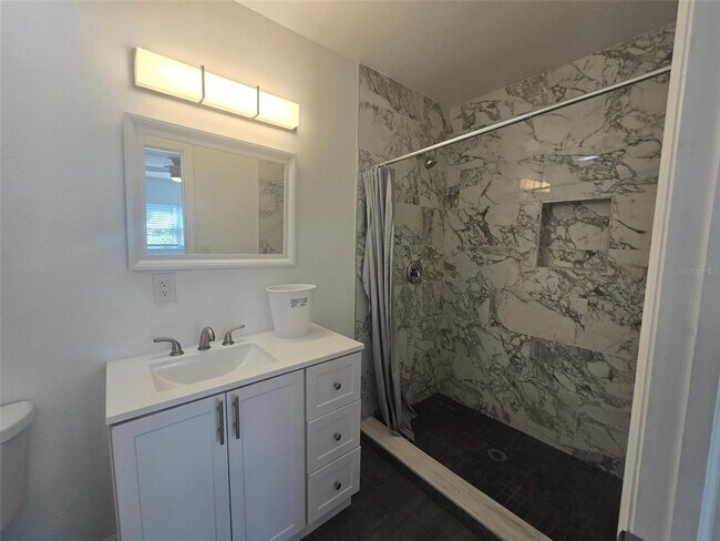 Building Photo - 2909 Hargill Dr