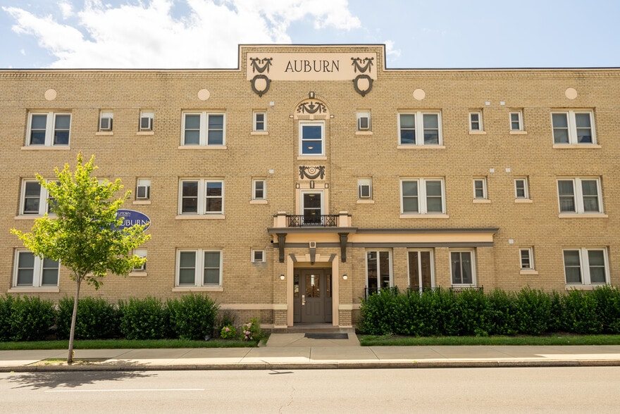 Primary Photo - 2200 Auburn Avenue