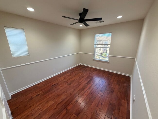 Building Photo - San Ramon's Lovely Windemere, Canadora Two Story Home 3 Br. + Loft, 2.5 Ba.