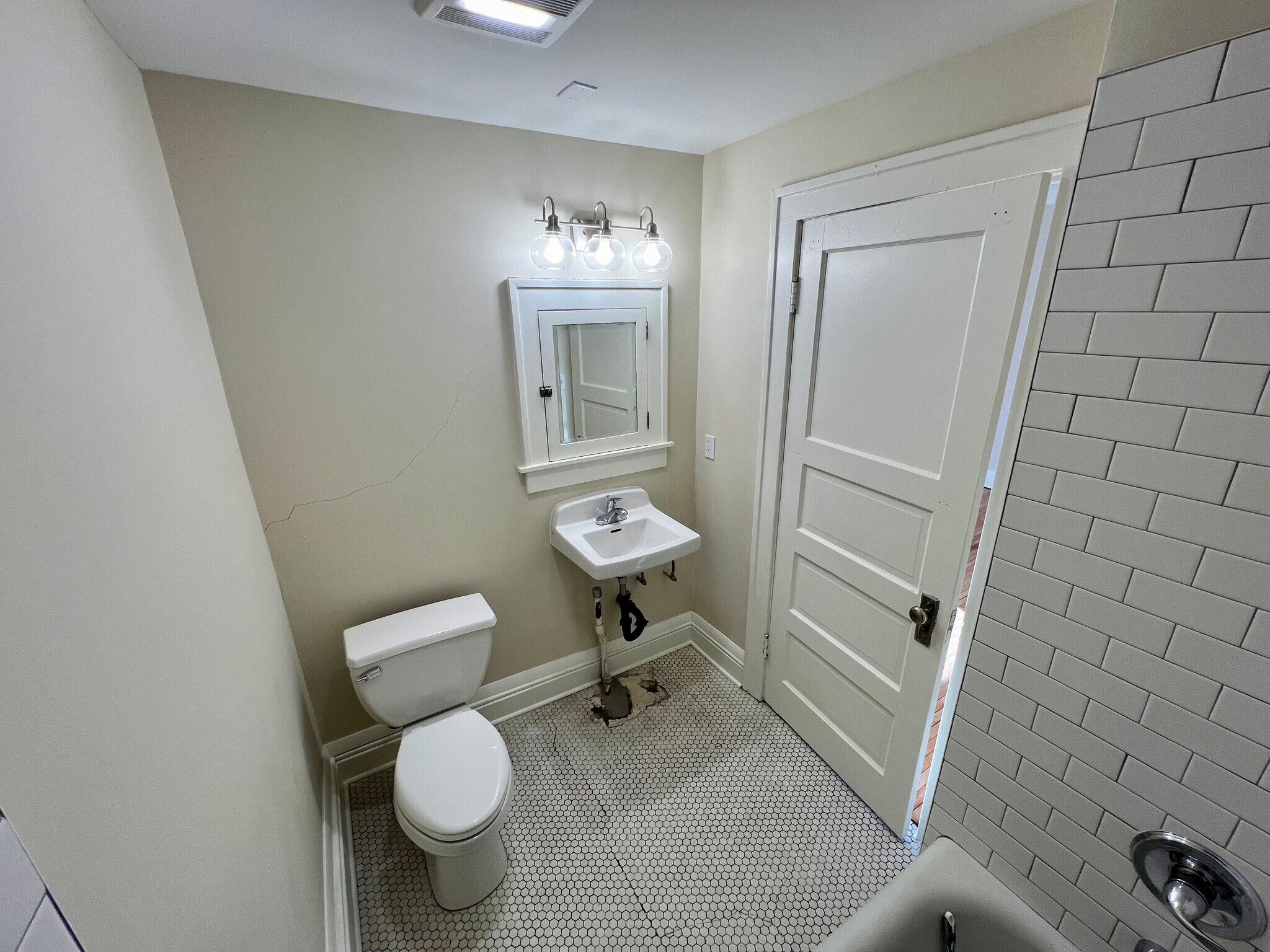 Building Photo - 244 Cleveland Ave S