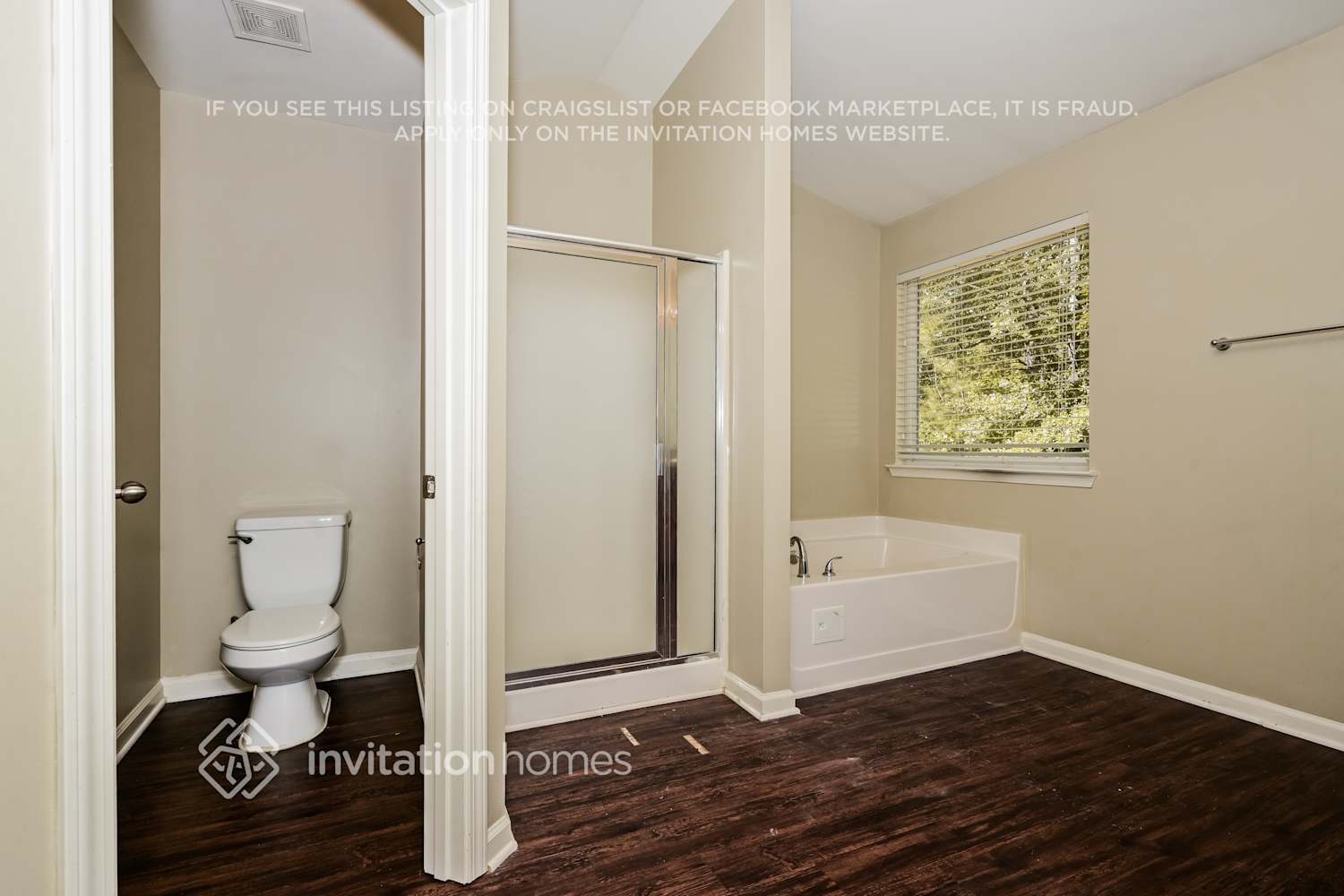 Building Photo - 107 Sanders Walk