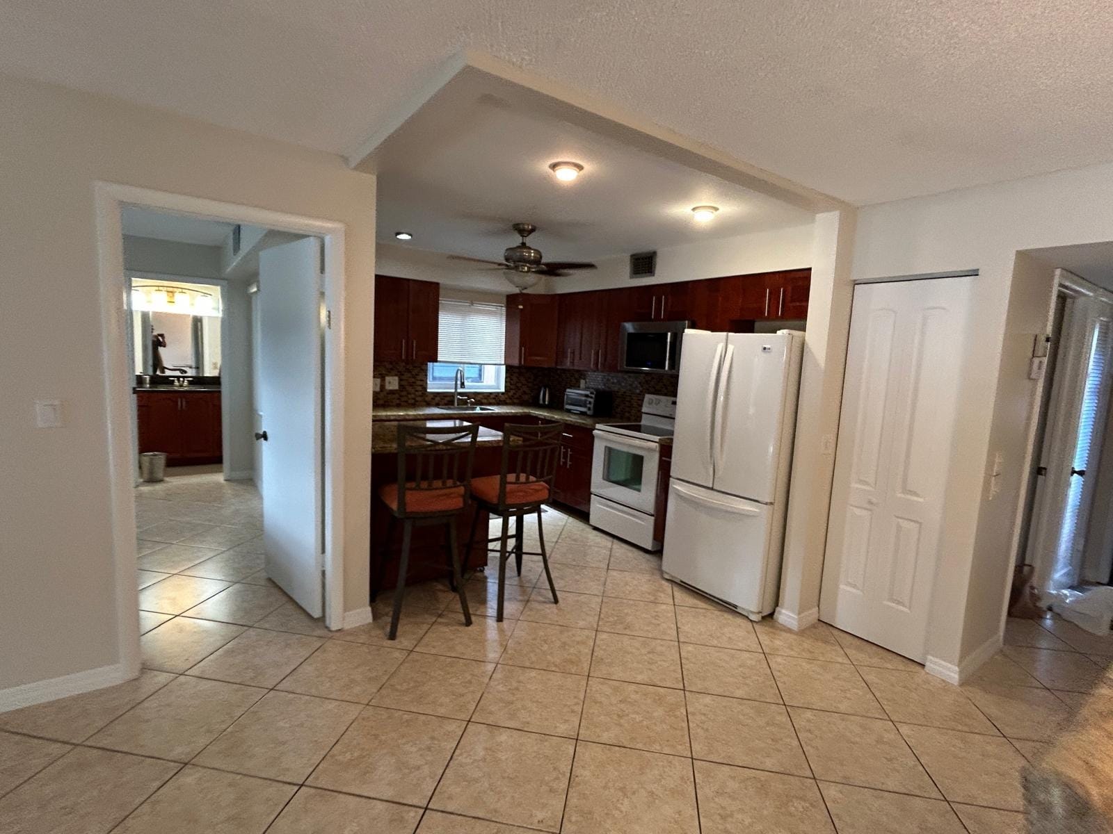 Building Photo - 129 Piedmont C