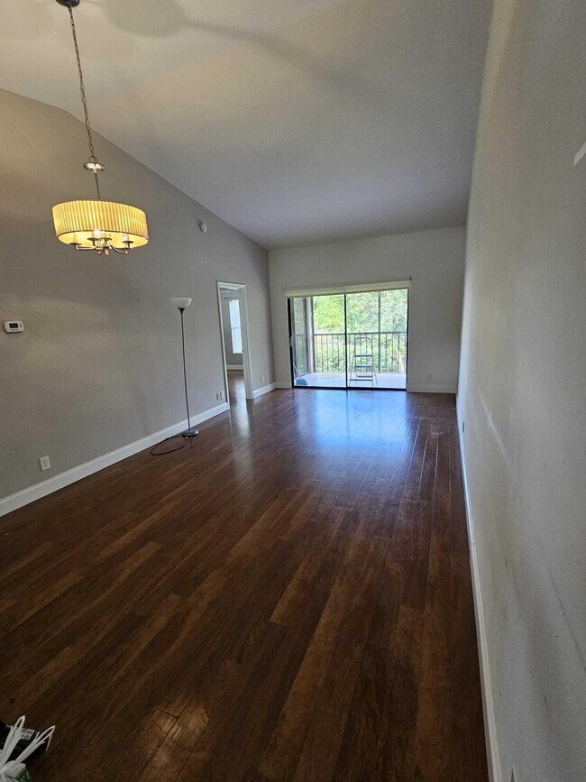 Building Photo - 3130 Millwood Terrace
