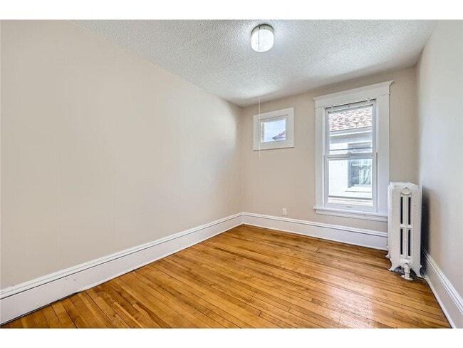 Building Photo - 3148 Pleasant Ave