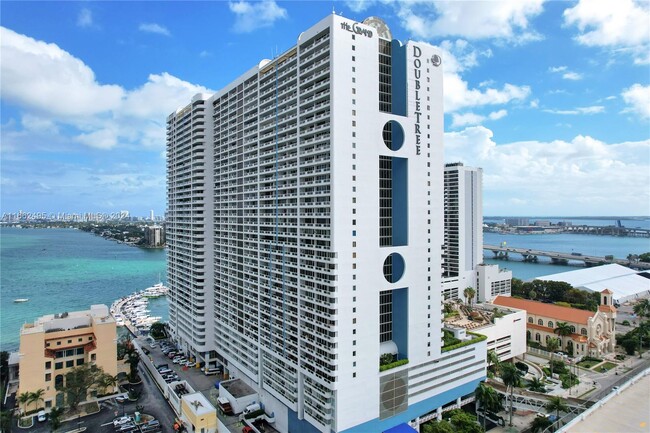 Building Photo - 1717 N Bayshore Dr