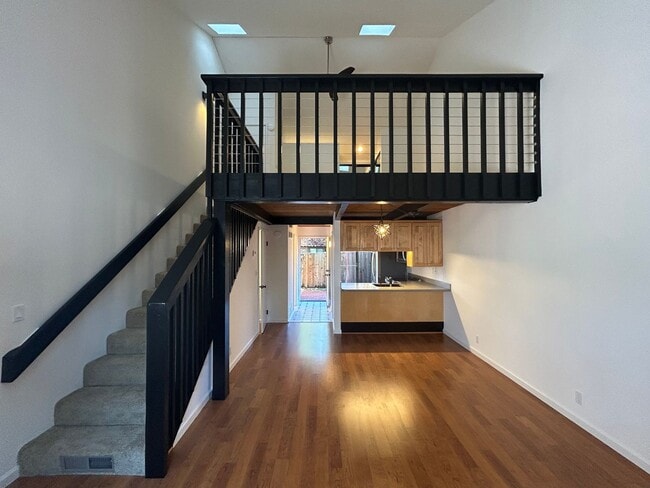Building Photo - Idyllic Loft-Style Townhome Near Downtown Lafayette with Private Patios & Top Schools