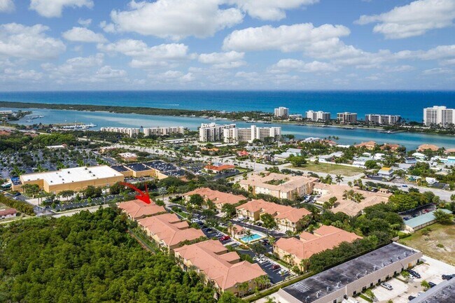 Building Photo - 152 Village Blvd