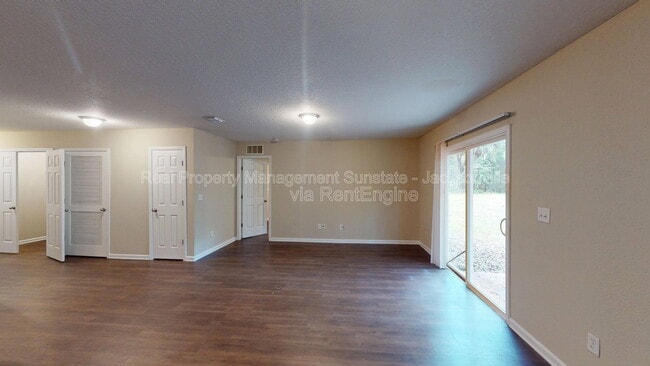Building Photo - 711 Cahoon Rd N