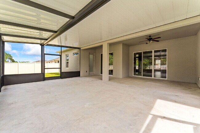 Building Photo - Spacious 4-Bedroom Home with 3 Full Baths ...