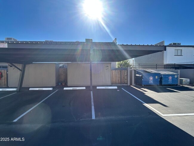 Building Photo - 2927 E Fairmount Ave