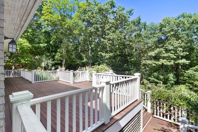 Building Photo - 142 Bull Path