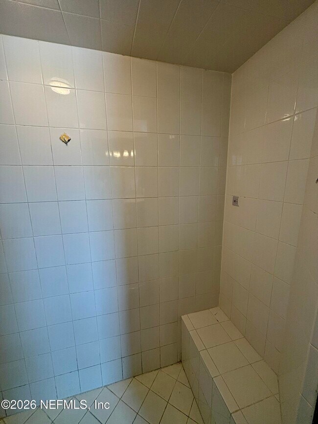 Building Photo - 11827 Crusselle Dr