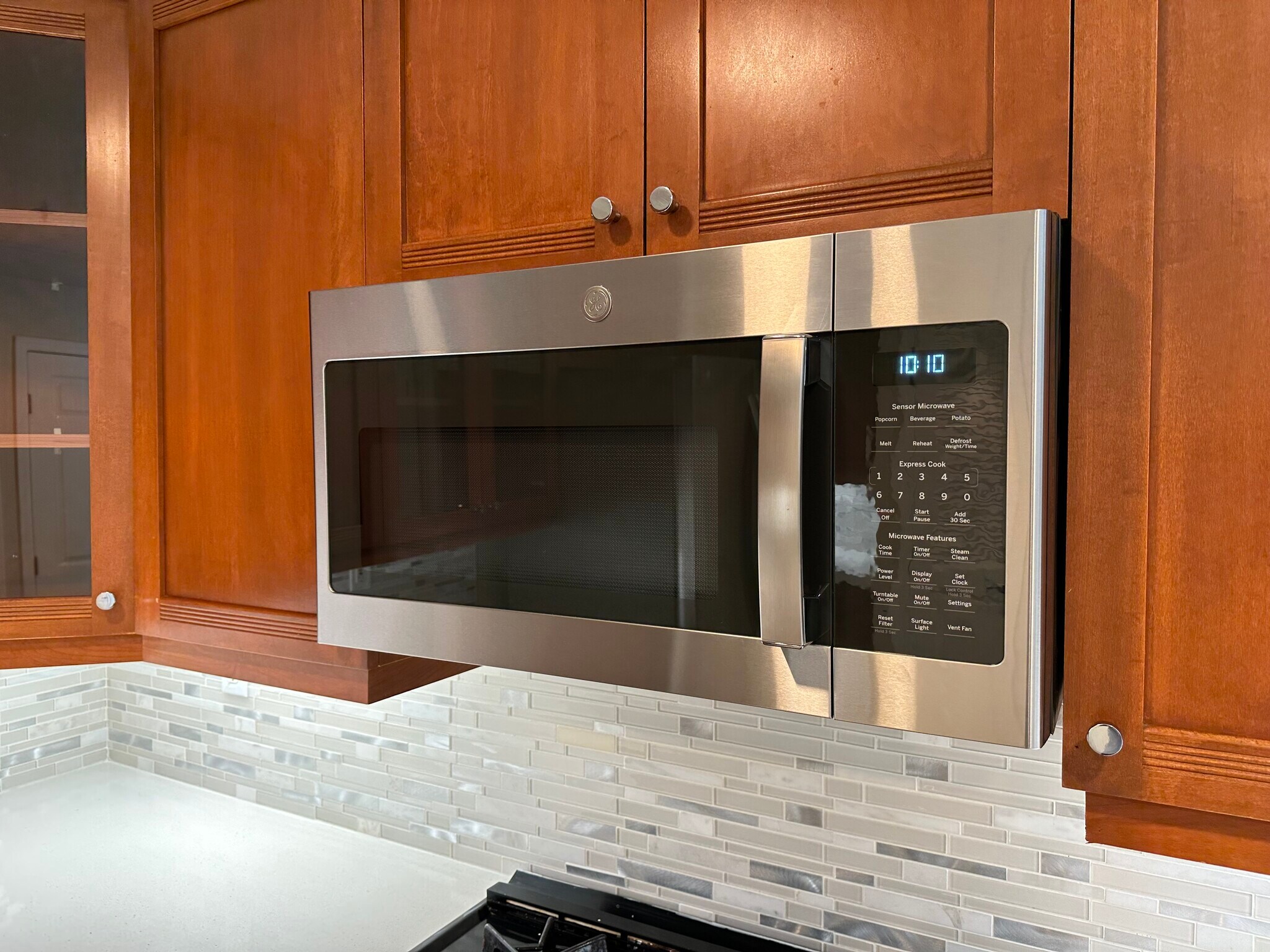 New GE microwave - 30 E Julian St