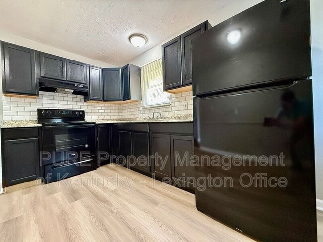 Building Photo - 3616 Grace Dr