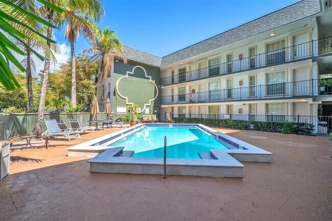 Building Photo - 3245 Virginia St