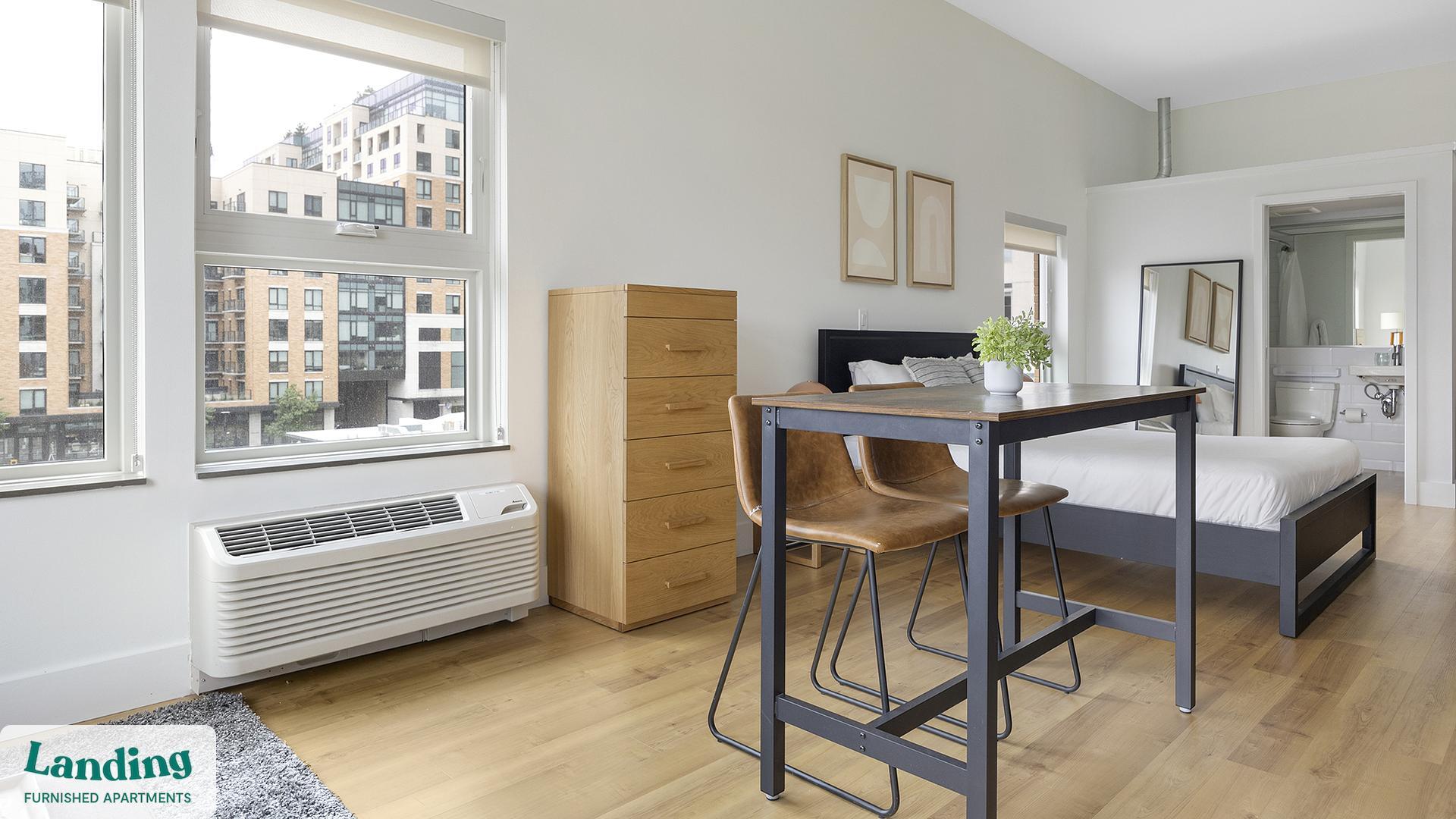 Building Photo - 135 Adams St