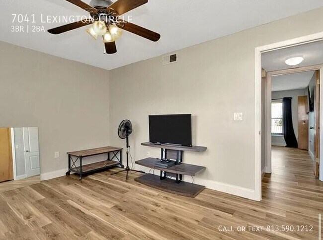 Building Photo - 7041 Lexington Cir