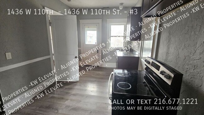 Building Photo - Bright and Inviting 2nd floor unit !