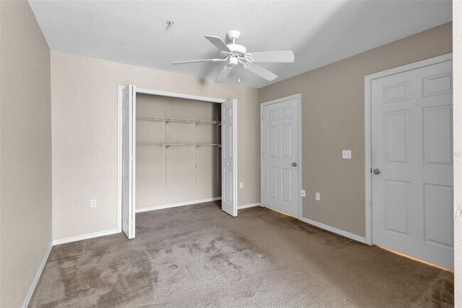 Building Photo - 5541 Rosehill Rd