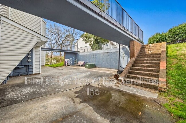 Building Photo - 9119 Spyglass Pl