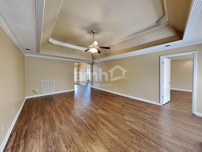 Building Photo - 113 Cedar Forest Dr