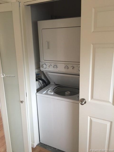 Building Photo - 8725 Cleary Blvd