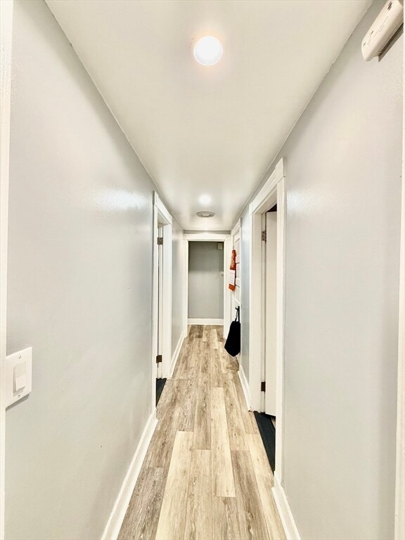 Building Photo - 10 Clark St