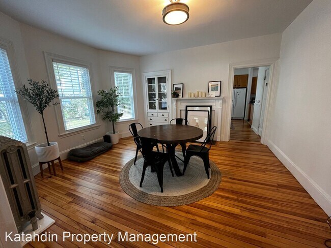 Building Photo - 3 br, 1.5 bath House - 41 Beacon Street
